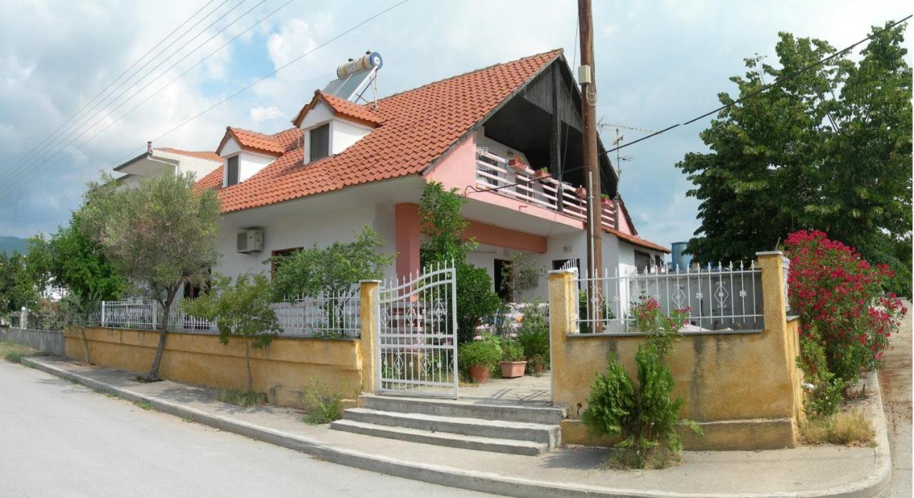 Villa Magda Vrasná Екстериор снимка