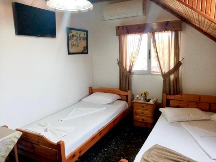 Villa Magda Vrasná Екстериор снимка