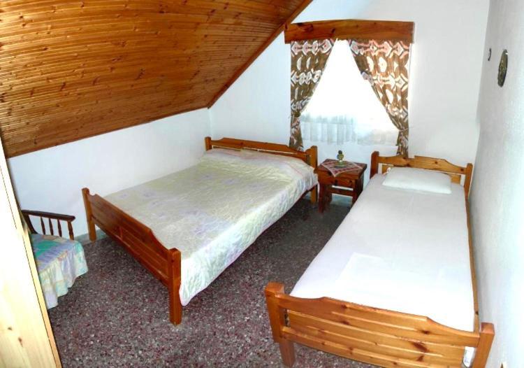 Villa Magda Vrasná Екстериор снимка