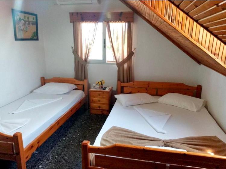 Villa Magda Vrasná Екстериор снимка